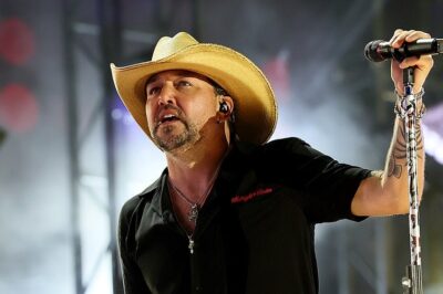 SHOCKING: Jason Aldean Stopped Mid-Song — And The Crowd Went Silent