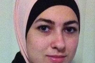 KAWSAR AHMAD LOOKED TOWARDS THE PUBLIC GALLERY AS THE CLAIMS WERE READ… — Tensions reportedly exploded inside the Melbourne courtroom after prosecutors raised fresh allegations linked to an ISIS-controlled property nearly a decade ago. But one detail involving an upstairs room is now fuelling intense debate online 👇